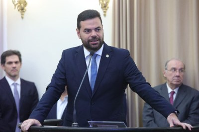 Sessão solene - Comenda Tavares Bastos - Fábio Farias (10).jpeg