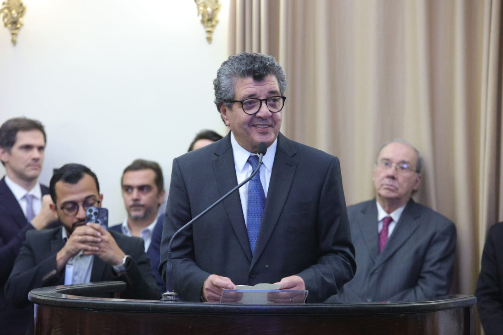 Sessão solene - Comenda Tavares Bastos - Fábio Farias (7).jpeg