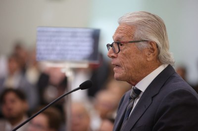 Sessão Solene - Comenda Tavares Bastos - Teotonio Vilela Filho (1).jpeg