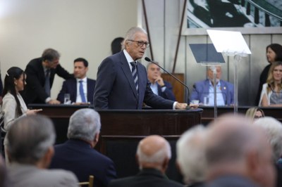 Sessão Solene - Comenda Tavares Bastos - Teotonio Vilela Filho (11).jpeg