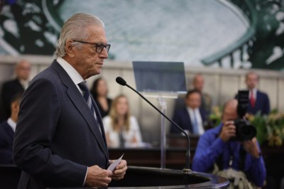 Sessão Solene - Comenda Tavares Bastos - Teotonio Vilela Filho (8).jpeg