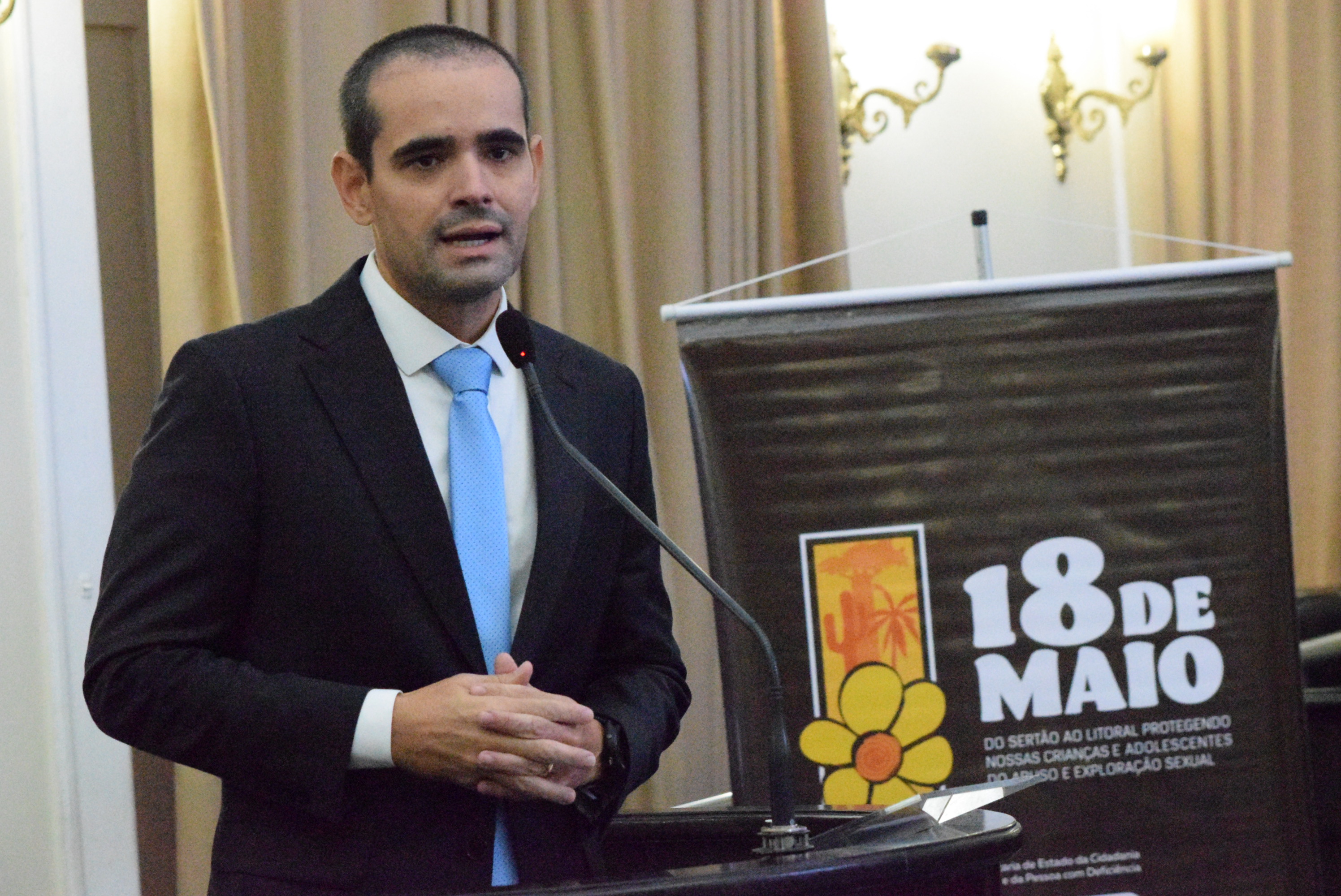 Sessão Especial - Dia de Combate ao Abuso Sexual da Criança e do Adolescente (10).JPG