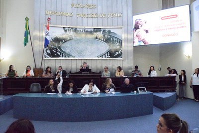 Sessão Especial - Dia de Combate ao Abuso Sexual da Criança e do Adolescente (11).JPG