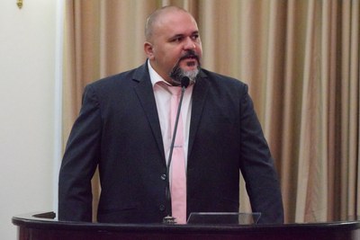Sessão Solene - Comenda Fátima Pirauá (15).JPG