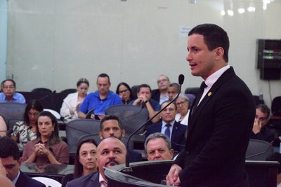 Sessão Solene - Comenda Fátima Pirauá (26).JPG