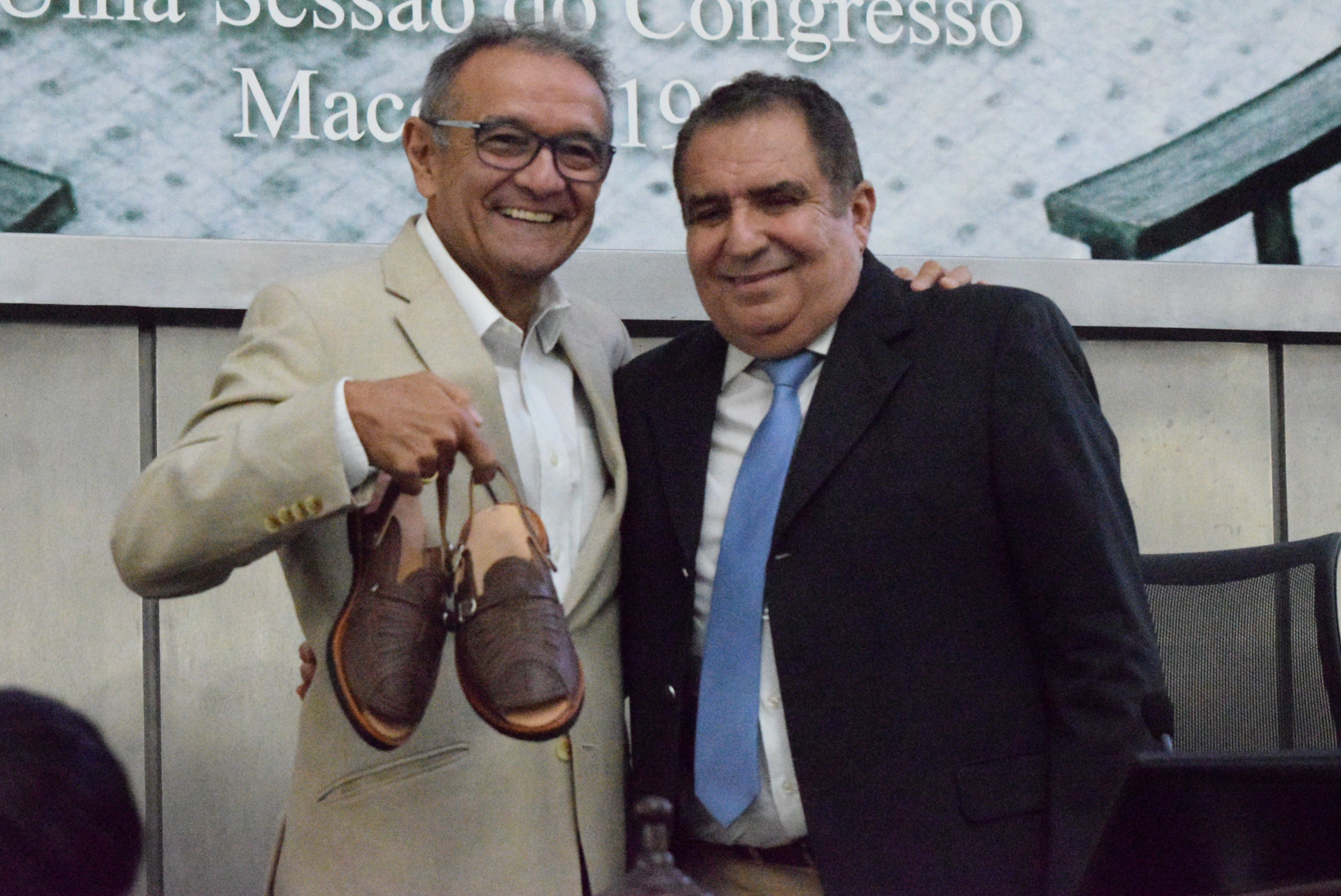 Sessão Solene - Título de Patrimônio Cultural - Maria de Lourdes  (9).JPG