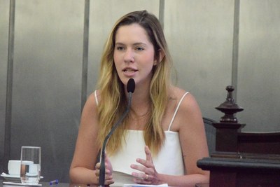 Sessão Solene - Comenda Vera Arruda - Arquimércia Cedrim e Marina Ferrari (14).JPG