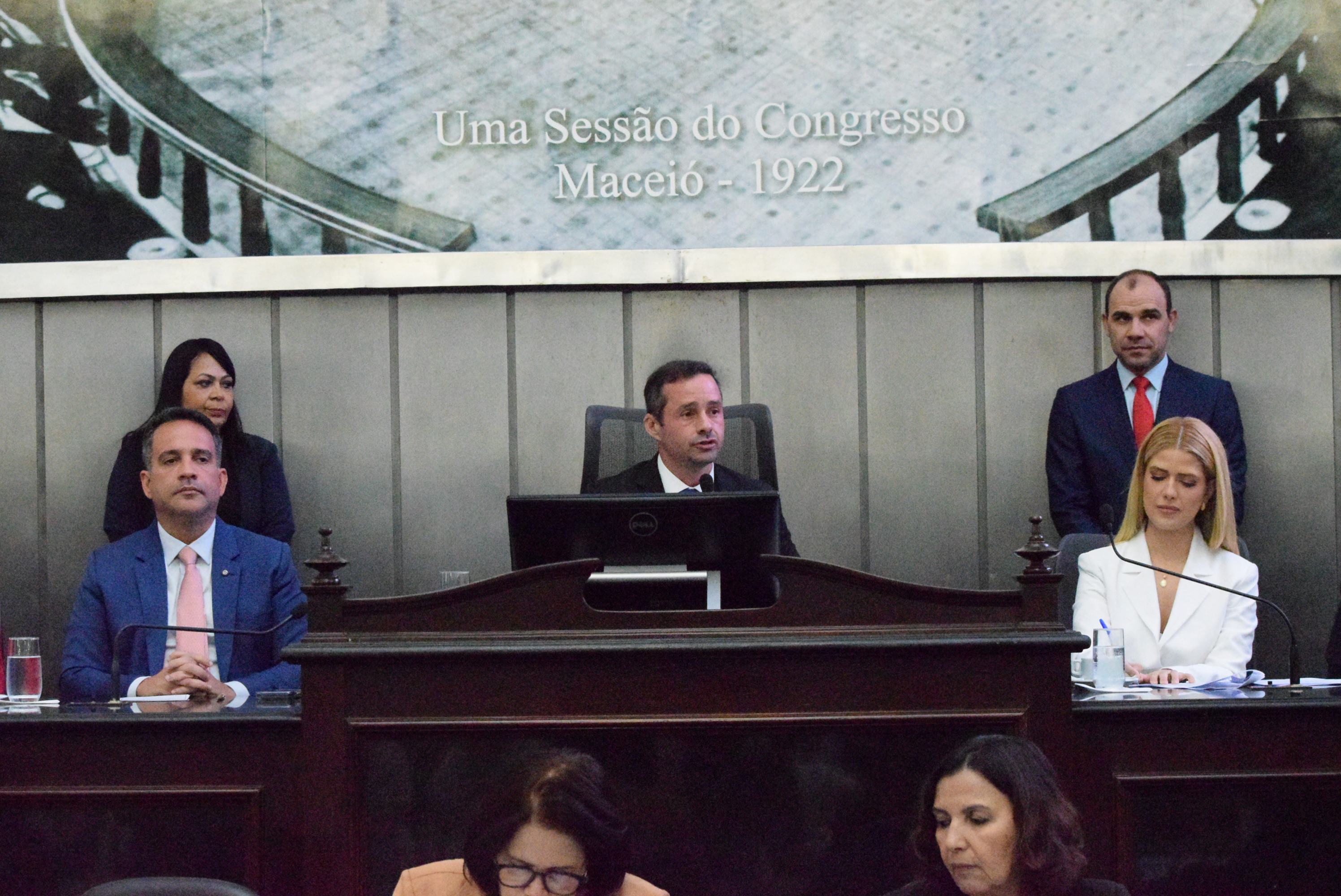 Sessão Solene - Comenda Dr. Hélvio Auto - Rafaella Britto (16).JPG