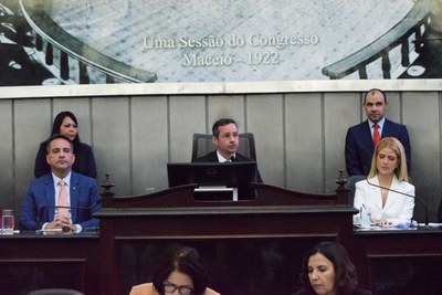 Sessão Solene - Comenda Dr. Hélvio Auto - Rafaella Britto (16).JPG