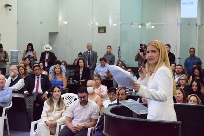 Sessão Solene - Comenda Dr. Hélvio Auto - Rafaella Britto (28).JPG