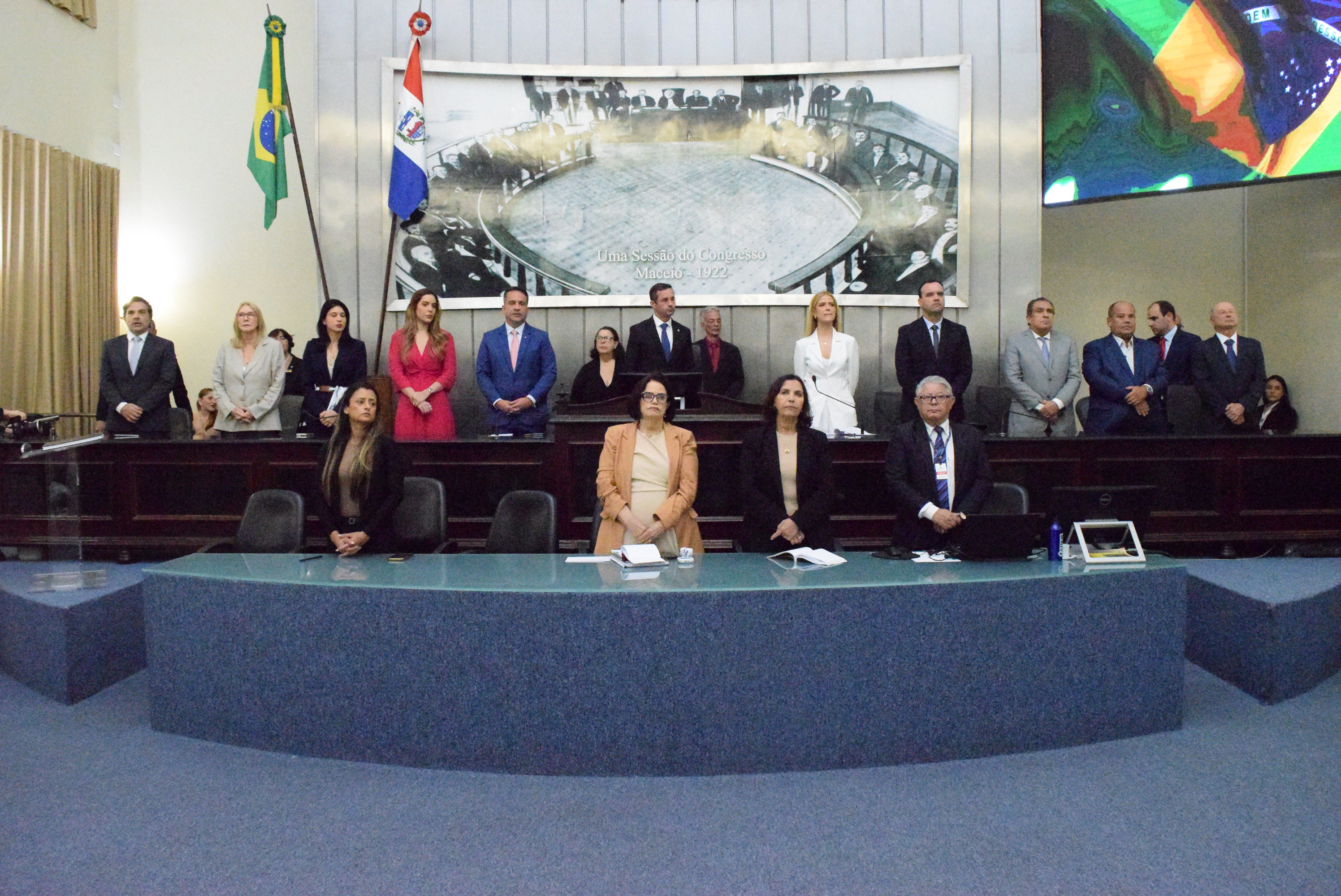 Sessão Solene - Comenda Dr. Hélvio Auto - Rafaella Britto (4).JPG