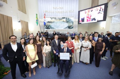 19.09 - Comenda Tavares Bastos_Dr. Milton Hênio (14).jpeg