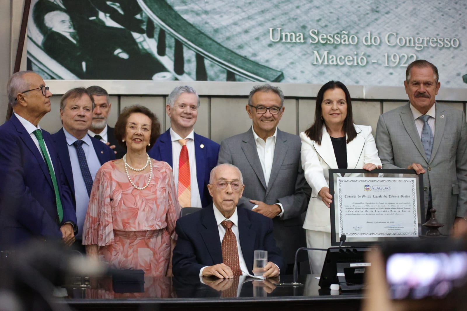 19.09 - Comenda Tavares Bastos_Dr. Milton Hênio (6).jpeg