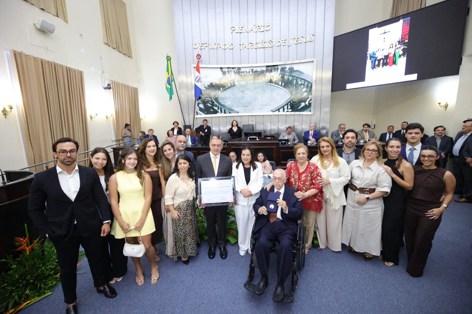 19.09 - Comenda Tavares Bastos_Dr. Milton Hênio (9).jpeg