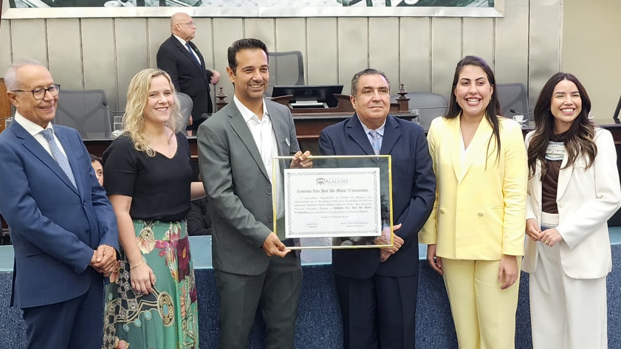 Comenda Luiz Vasconcelos_Personalidades do Turismo Alagoano (34).jpeg