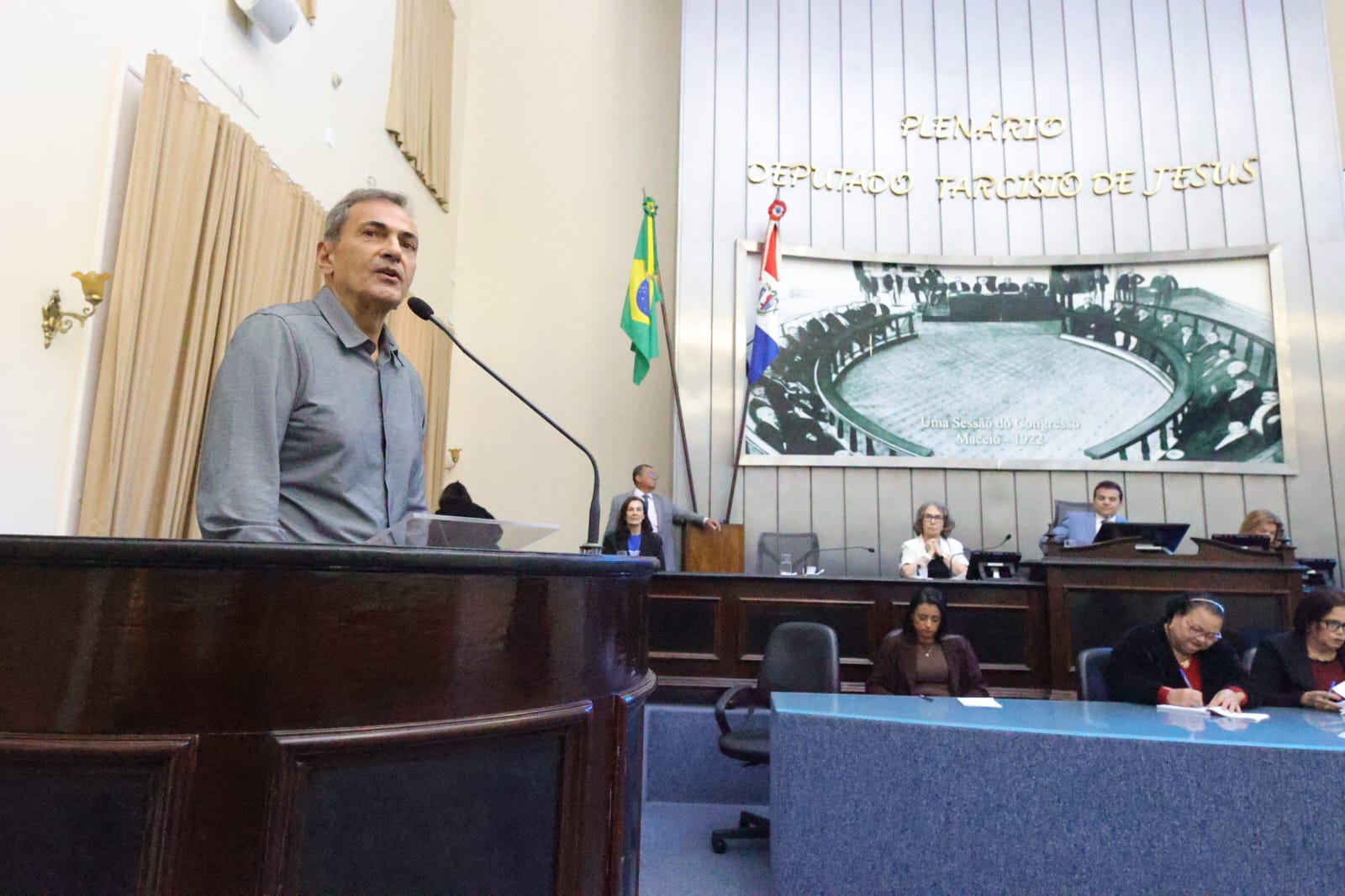 Comenda Tavares Bastos - Mara Sílvia Carvalho de Menezes (6).jpeg