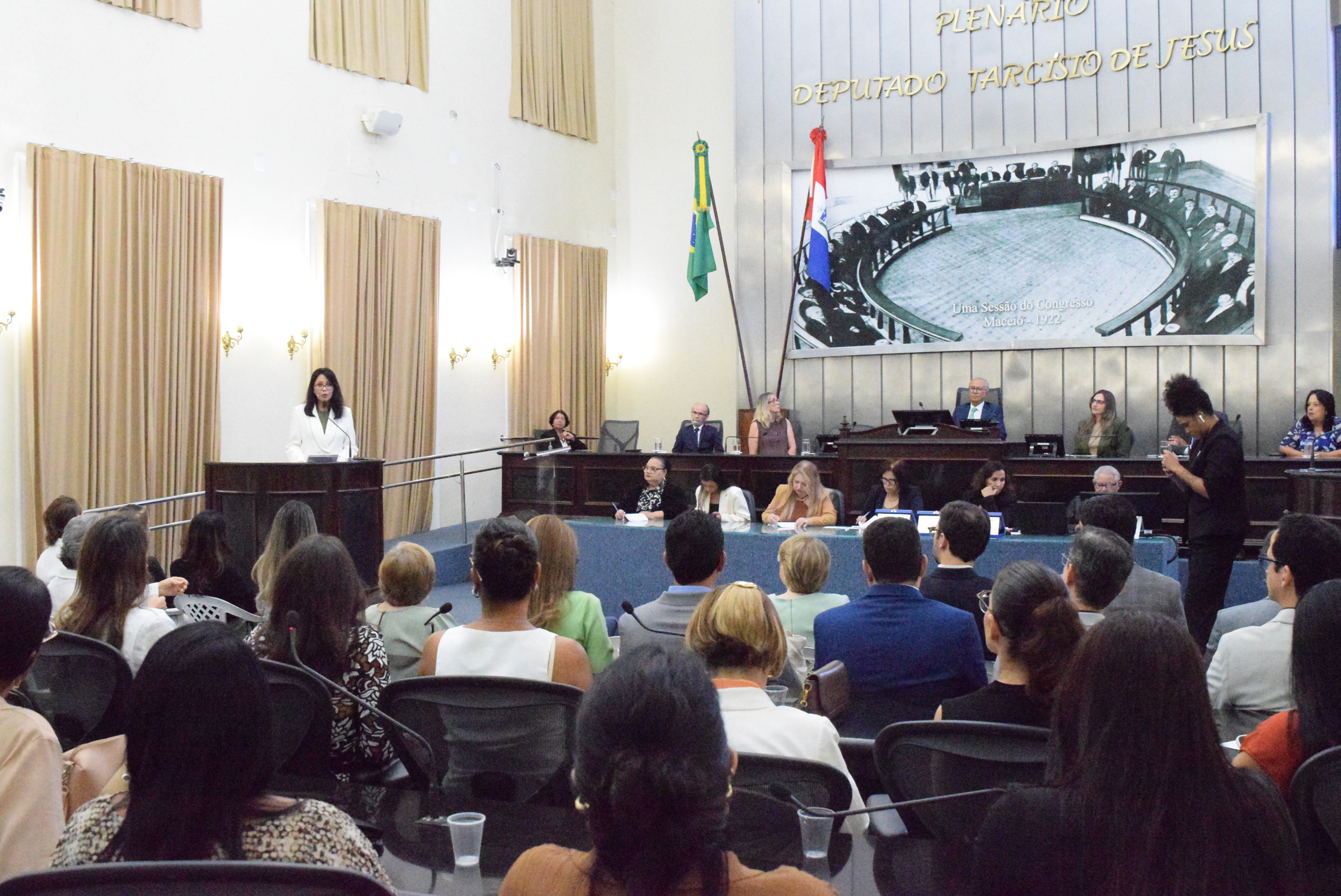 Sessão Solene - Dia do Oftalmologista (7).JPG