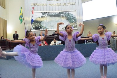 06.03 - Comendas a mulheres pilarenses (3).JPG