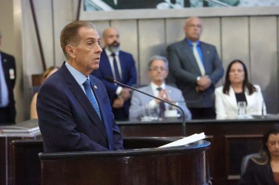 Sessão solene - Comenda Tavares Bastos - Desembragador Orlando Rocha (5).jpeg