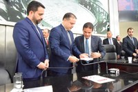A democracia nasce no Parlamento, afirma Marcelo Victor