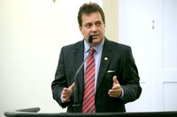 Alcides Andrade solicita recuperação da rodovia entre Penedo e São Sebastião