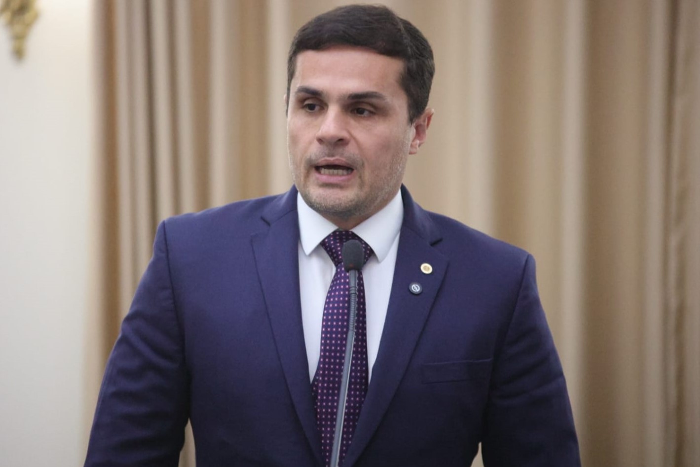 Alexandre Ayres propõe homenagem ao Doutor Wanderley pela criação do Hospital do Coração