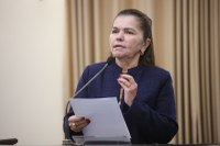 Ângela Garrote denuncia atraso de repasses e precariedade no Hospital Santa Rita