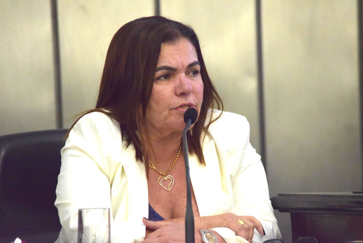 Ângela Garrote solicita cessão de imóvel para ser utilizado como sede do MP em Palmeira dos Índios