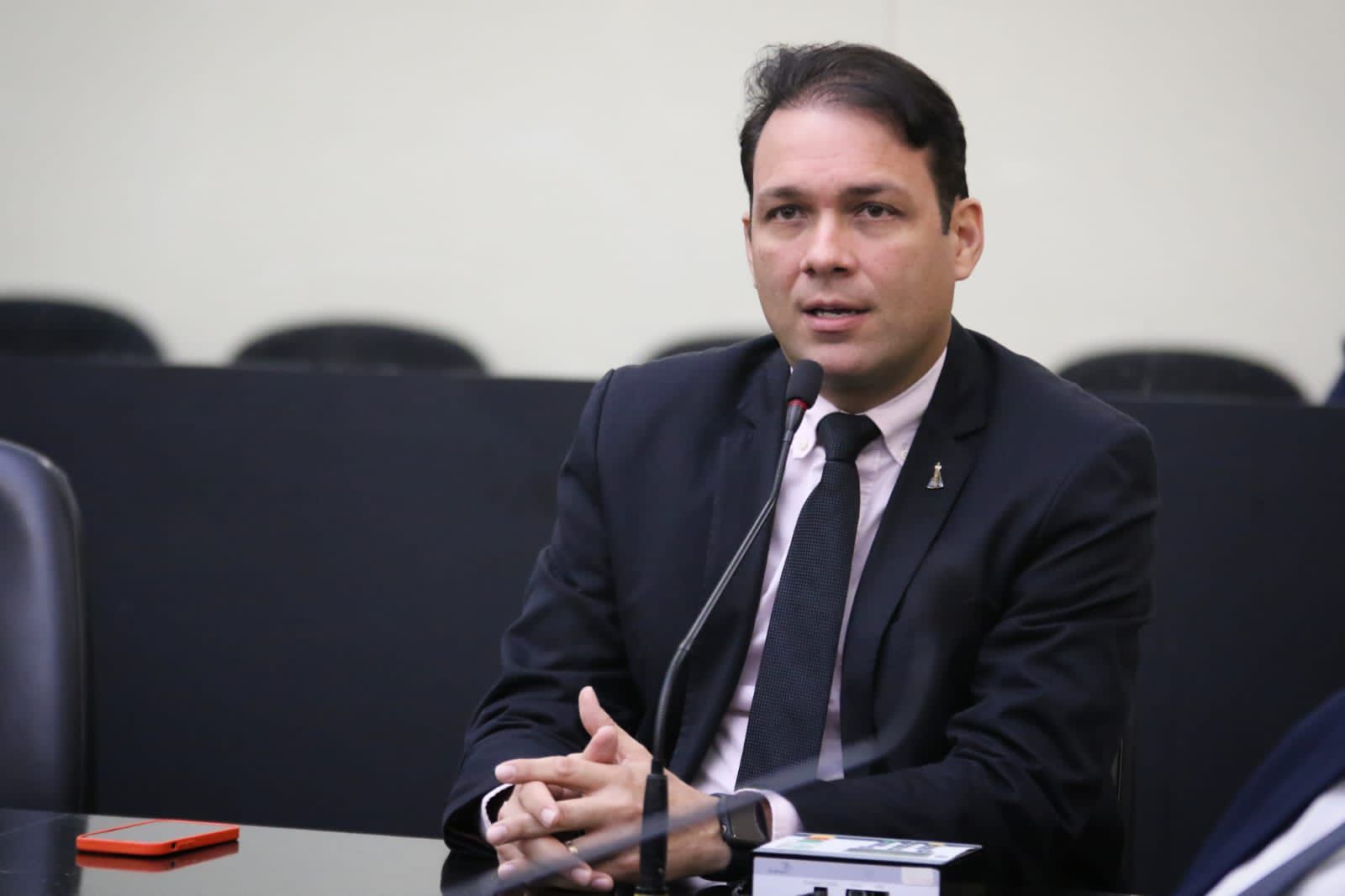 Aprovado, em 1º turno, projeto que determina instalação de salas de apoio ao aleitamento materno 