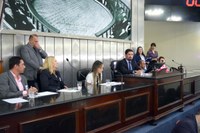 Assembleia discute má gestão e problemas no fornecimento de medicamentos pelo Estado