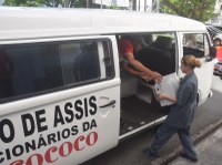 Assembleia doa equipamentos para entidades filantrópicas