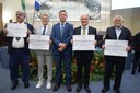 Parlamento homenageia empresários da construção civil e do comércio Parlamento homenageia empresários da construção civil e do comércio