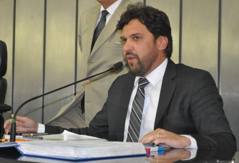 Assembleia inicia regularização de pendências salariais com pensionistas e aposentados