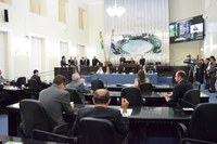 Assembleia parabeniza o servidor público pela passagem do seu dia