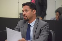 Assembleia realiza sessão em homenagem aos corretores de imóveis