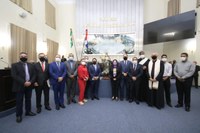 Assembleia recebe a visita da imagem de Nossa Senhora dos Prazeres, padroeira de Maceió