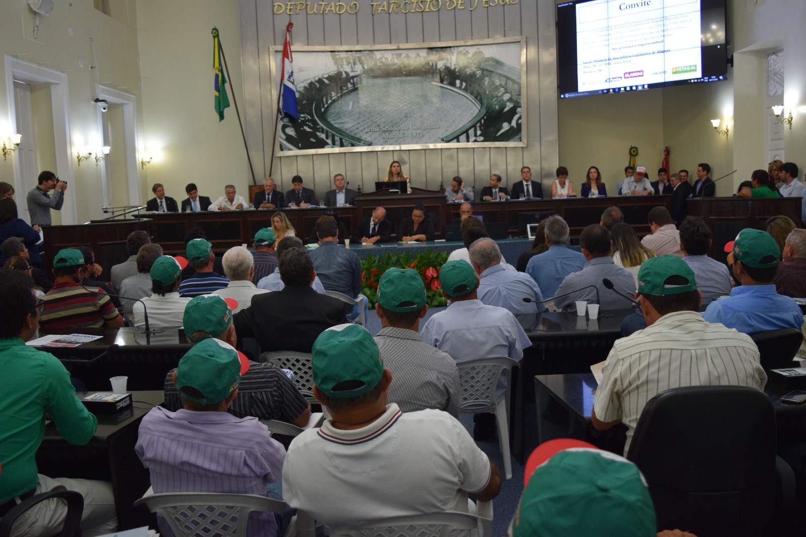 Audiência debate compra de produtos da Agricultura Familiar