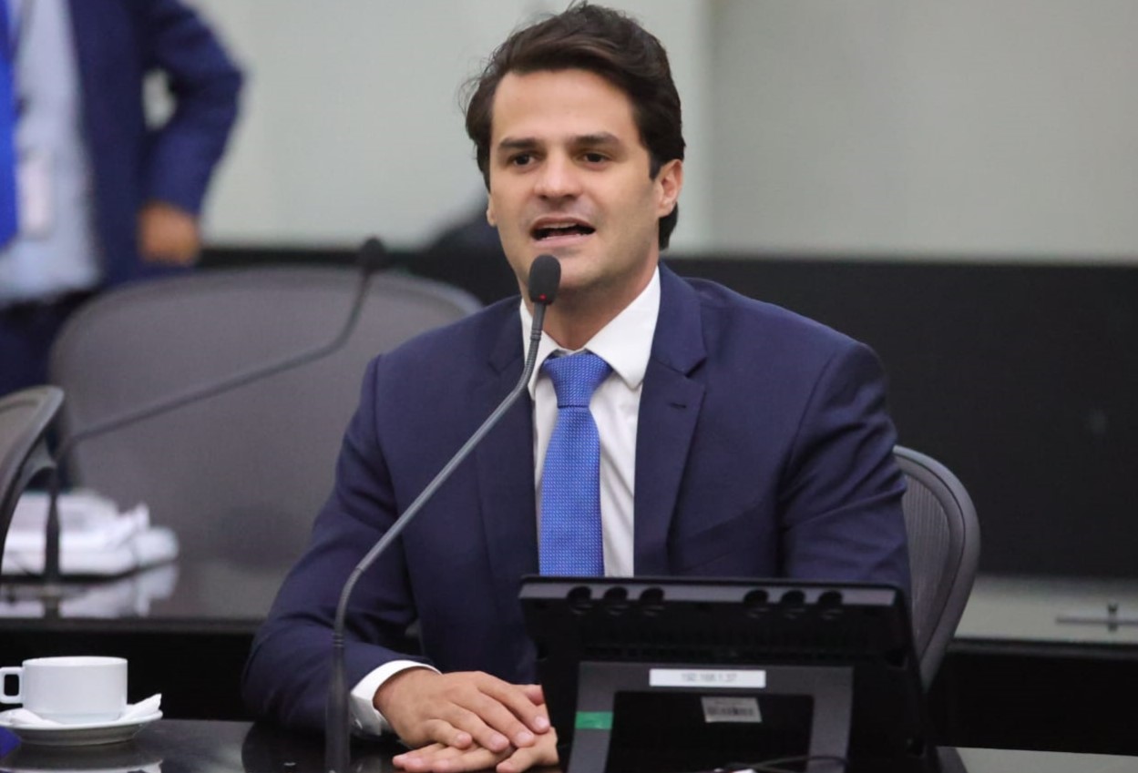 Breno Albuquerque ressalta ações sociais do Projeto Maria de Lourdes, em Arapiraca