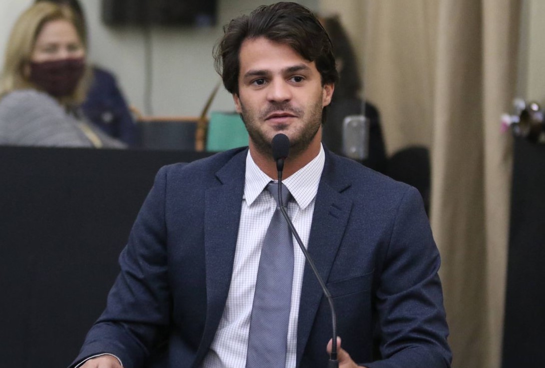 Breno Albuquerque solicita apoio para projetos de aprimoramento da agricultura familiar