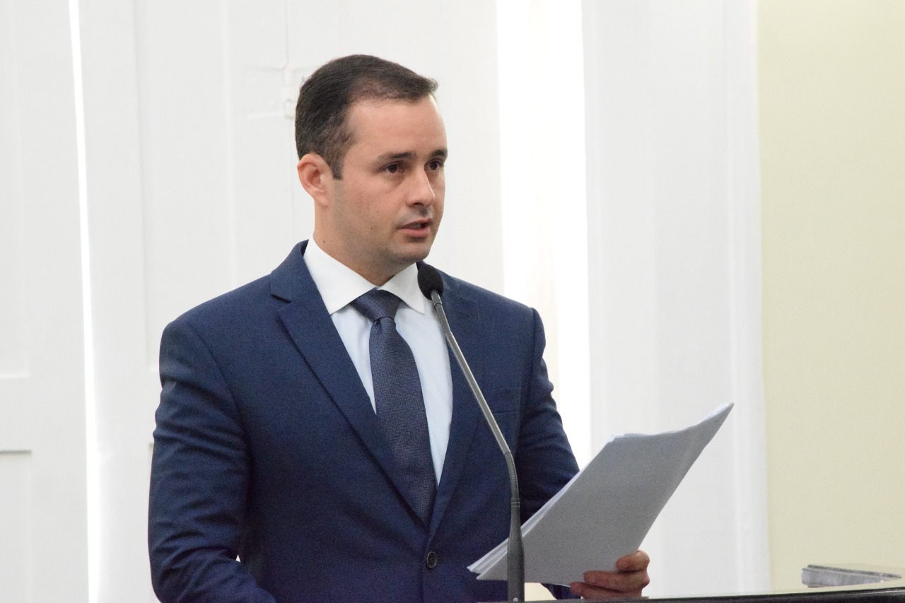 Bruno Toledo questiona planejamento para que novos hospitais entrem em atividade
