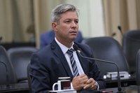 Cabo Bebeto cobra assinatura de promoções para bombeiros militares