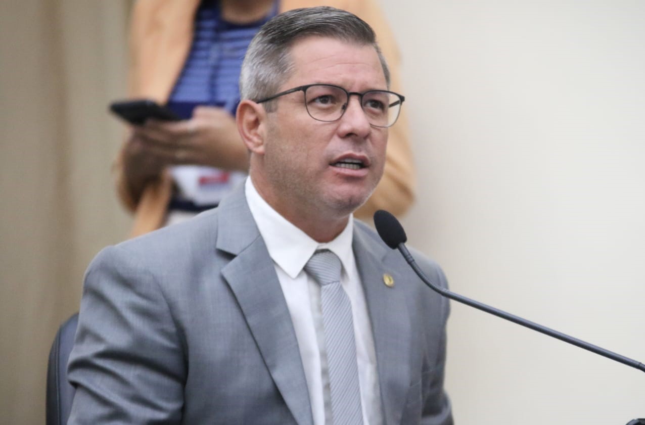 Cabo Bebeto cobra do Governo do Estado pagamento de setores da Saúde