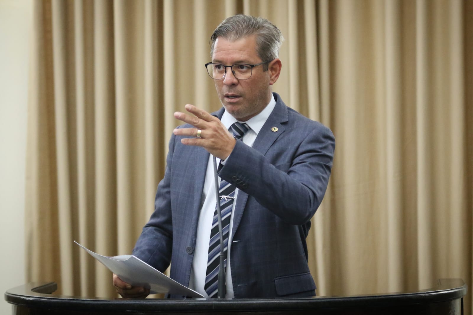 Cabo Bebeto cobra do Governo pagamento do Bolsa Conclusão