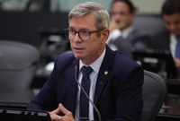 Cabo Bebeto critica gestão da saúde e pede respostas à Sesau