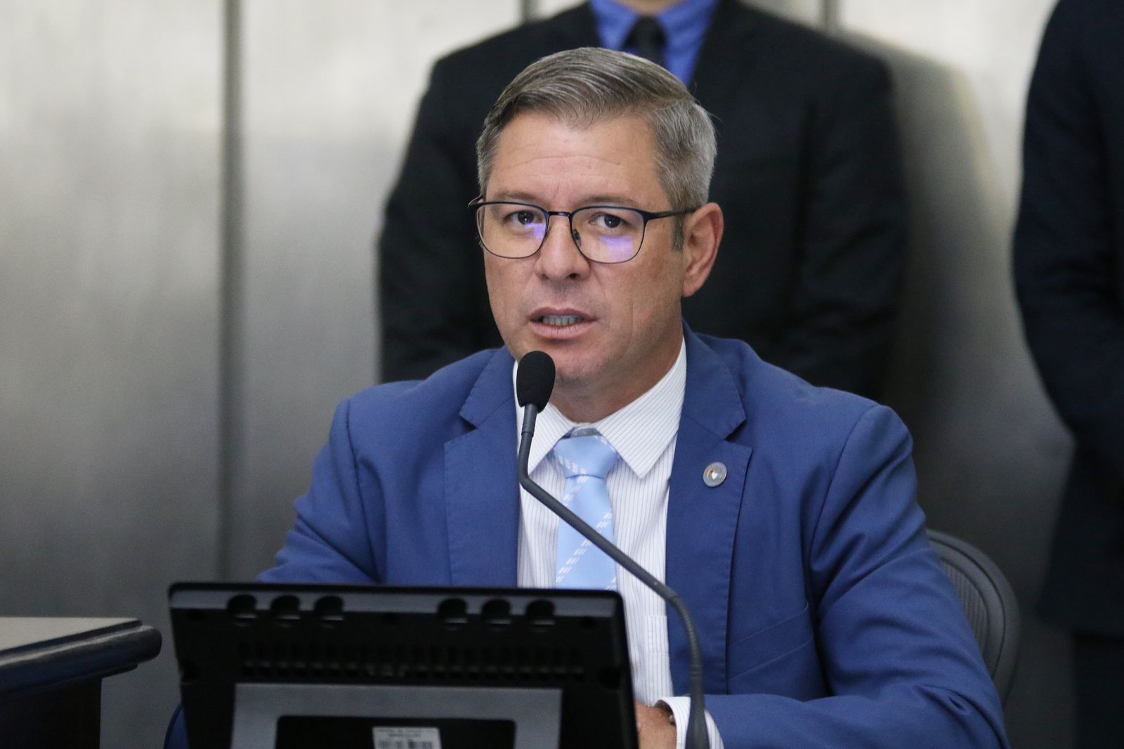 Cabo Bebeto denuncia deficiência no abastecimento d'água de Porto Real do Colégio