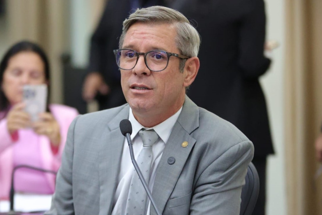 Cabo Bebeto denuncia falta de medicamento essencial no Hospital Regional da Mata