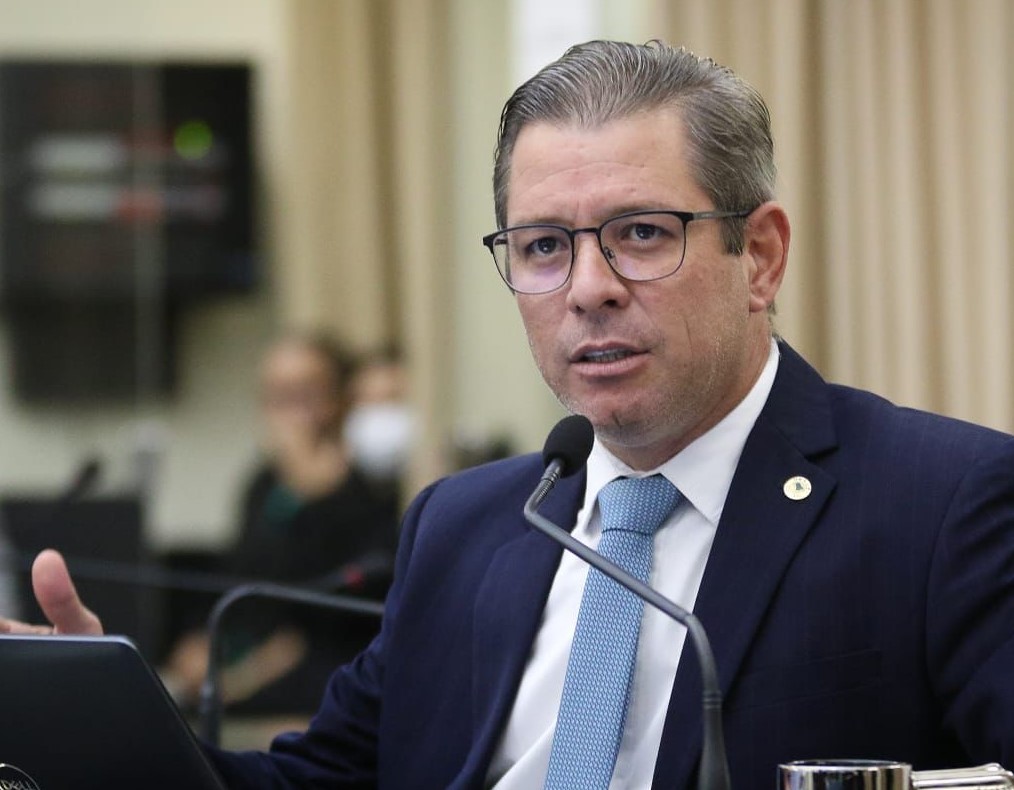 Cabo Bebeto denuncia terceirização nos serviços da Polícia Penal