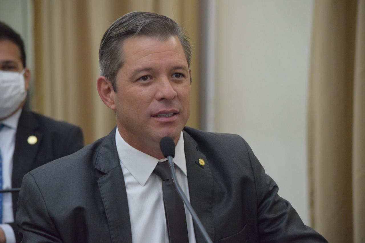  Cabo Bebeto pede que seja cassada concessão para transporte público da empresa Veleiro