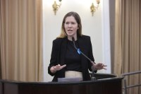 Cibele Moura apresenta projeto para garantir direitos de servidores da Casal em eventual privatização