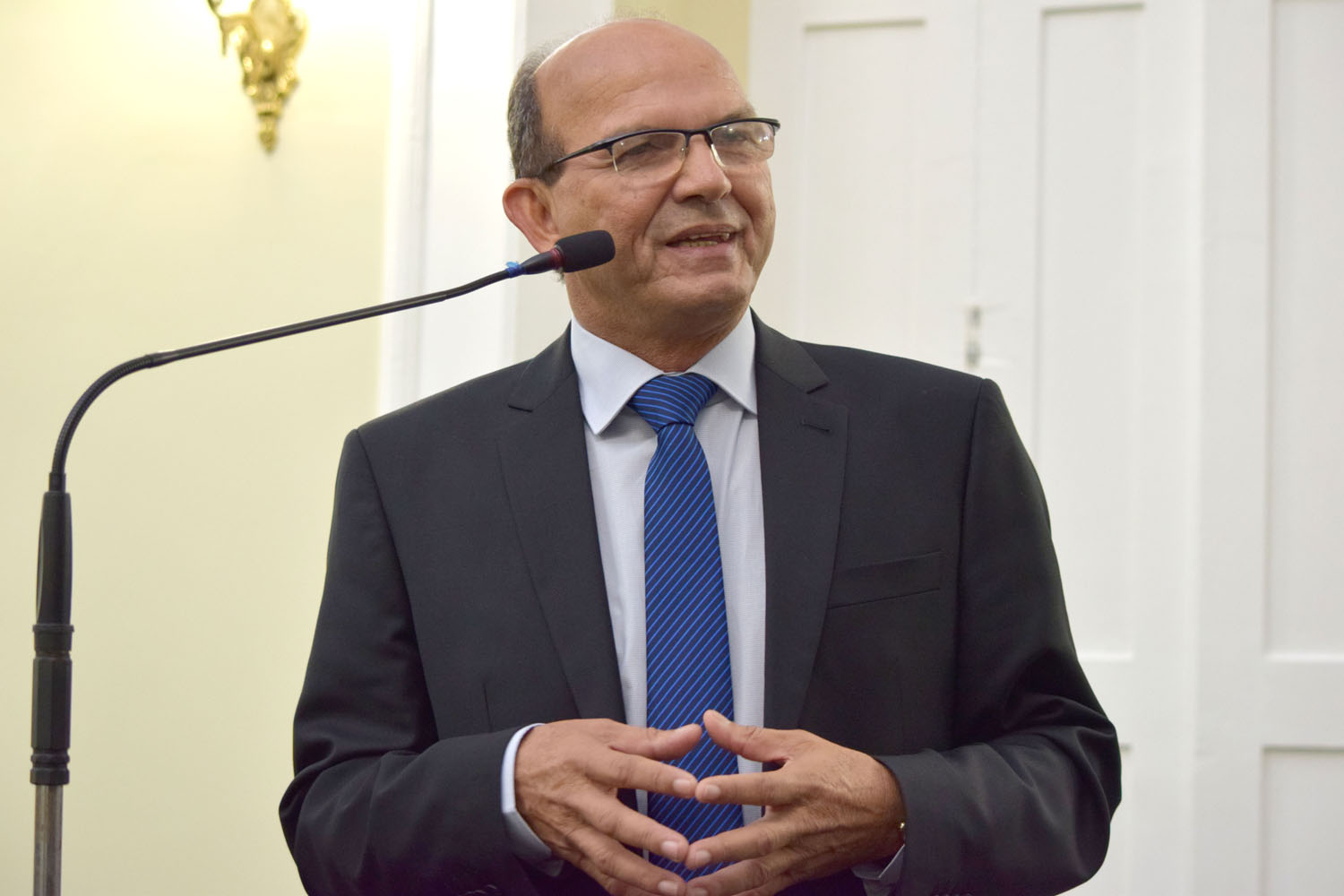 Cícero Cavalcante toma posse e promete defender interesses da Região Norte